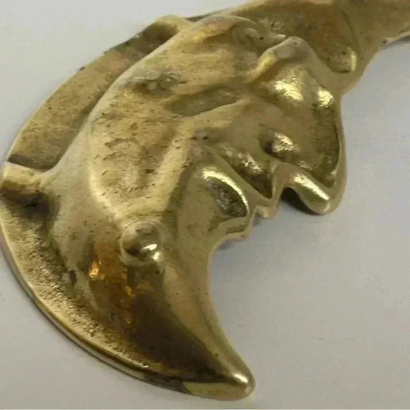 Beautiful antique brass crescent moon / man in the moon celestial ashtray - Picture 7 of 10